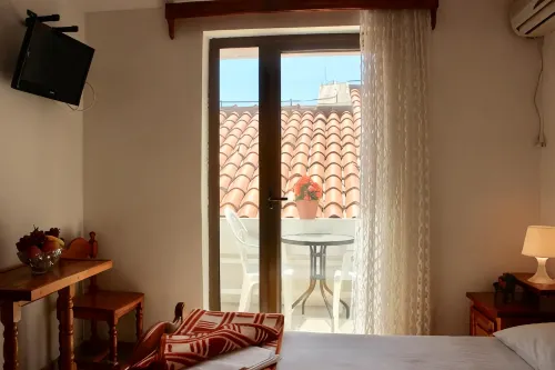 Nir Apartments Budva - 2-Star