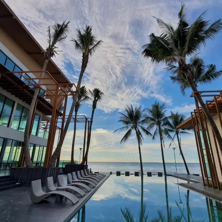 Eco Cozy Beachfront Resort Chaam