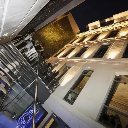 Hotel C2
