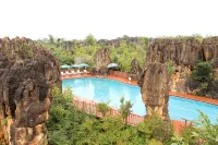 Shilin Shihai Hot Spring Hotel