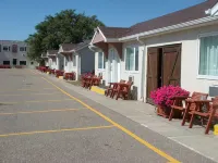 Red Coat Inn Motel - 2-Star