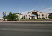 Quality Inn & Suites Farmington