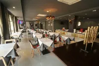 Taris Art Hotel Phrae