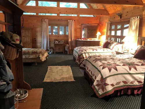 Cozy,secluded waterfront lodge nestled in the Adirondack Mountains. Pet friendly