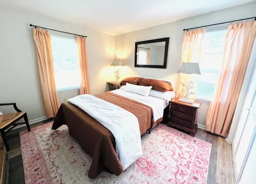 The Oasis. Cozy 3-bed house 1 mile to Campbell University. WiFi - Wi-Fi