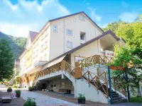 Sounkyo Onsen Yumoto Ginsenkaku Hotels in Kamikawa