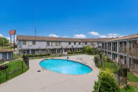 Monsoon Inn