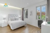OurMadeira - Calheta Heights, Modern
