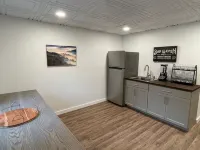Catskills Retreat with Theater, Hot Tub and Games