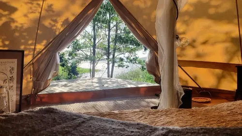 Surfviken Glamping and B&B - Parking