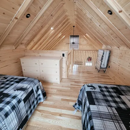 Luxury Custom Built Cabin in Jackman with Direct Trail Access for Powersports Hotels in Jackman