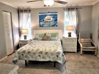 EXCELLENT LOCATION IN THE HEART OF HOLMES BEACH ON ANNA MARIA ISLAND!