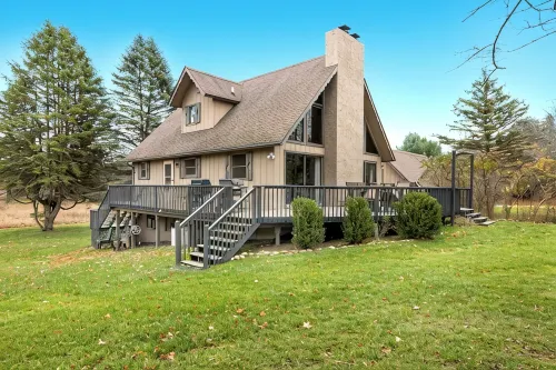 Shanty Creek 4-Season Chalet: Skiing, Lakes, Golf Courses & Trails - Chalets