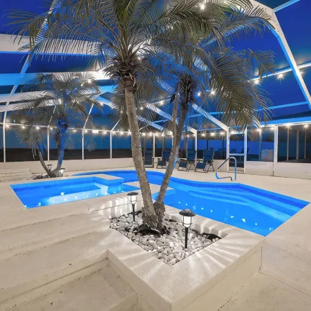 Lake Retreat w/Pool & Hot Tub near Bok Tower