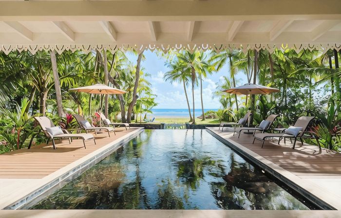Beachfront Coastal Dream Villa!