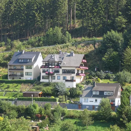 ☎️Gemütlich furnished vacation apartment with balcony for 2-8 Personen☎️