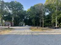 Blue Cabin in the woods close to Whiteman AF Base and Univ. of Central Missouri
