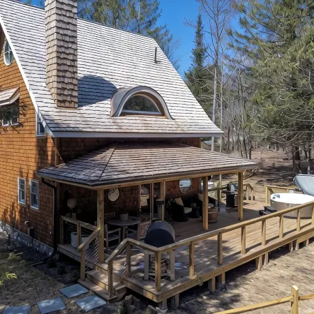 Creekside Couple's Retreat w Hot Tub, Sauna and Game Room, 2 Minutes from Lake