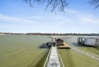 The Lake Shack-----Water Front!!!