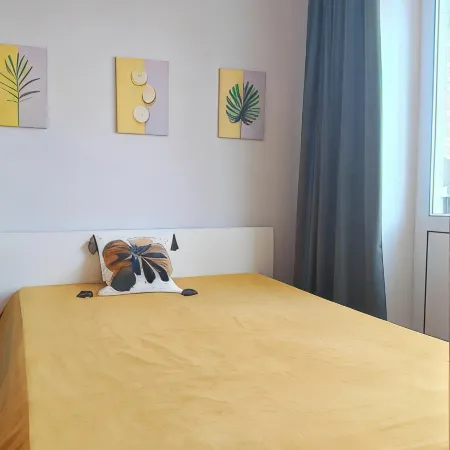 Odnokomnatnaya Ptichka Flat