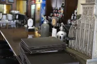 阿梅里安卡塔馬卡 - 酒吧