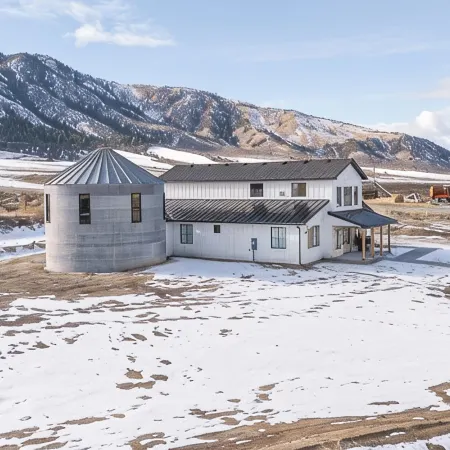 New barndominium with a theater room, AC, large gourmet kitchen with views