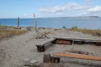 Rare Find - Waterfront Beal Beach House-Private Beach/Majestic View - 비치