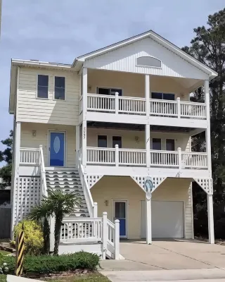 Kitty Hawk Bay Home in Kill Devil Hills, Outer Banks NC, with Bay View - バスタブ