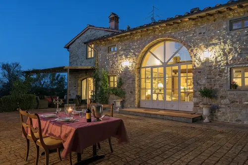 Luxury Tuscan Estate | Heated Pool & Private Concierge - Homestays