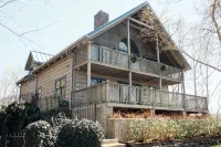 Hilltop Cabin on Center Hill Lake - 4-Star