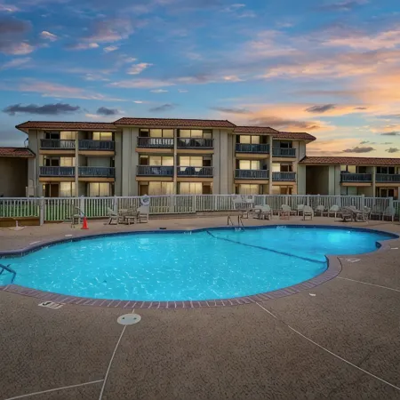 Seas the Day • Beachfront Condo • First Floor • Steps to Boardwalk • Pools