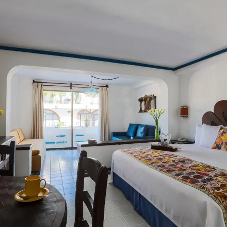 Los Arcos Suites