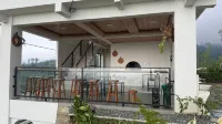 HappyNest Glamping and Villa Dieng