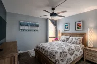 Newly Renovated Condo - Next to the beach!