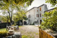 La Maison Inès -Exceptional 18th-Century Bastide in Vallon pt d'Arc- Labeled  - France - Farmhouses