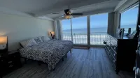At the Pelican - you can't get closer to the beach than this! - Beach