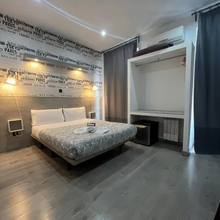 Fuencarral Rooms