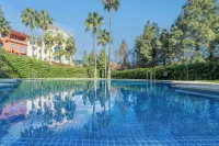 Golf View Apartment Torrequebrada – 2Br/2BA, Pools & Gym, Sleeps 6 - 2-Star