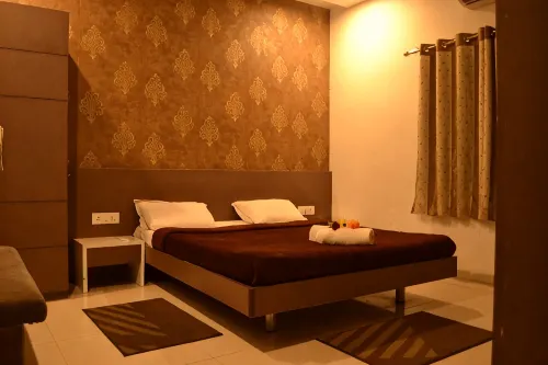 Hotel Safari Lodge - خدمة نقل من وإلى المطار