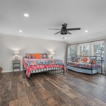 Lake Hartwell 4Br Waterfront Hot Tub GameRoom