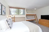 Space for All! Close to Lift 7, Fireplace, Hot Tub Condo - WiFi