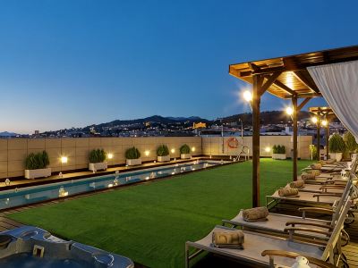 Hotel Andalucía Center
