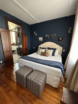 Southern Charm and Comfort on the Bourbon Trail- Trail Suites Inn, Suite B