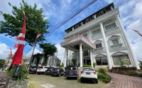 โรงแรมซาฟิรา มาเกอรัง