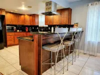 Charmed New Orleans Lakeview Neighborhood Living Hotels near Buddy Deuterive Park