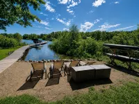 Stunning Cabin on Crooked Lake, MN - Homestays