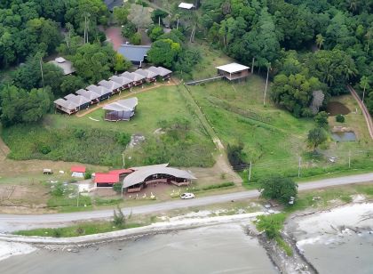 9 Huts on a Hill