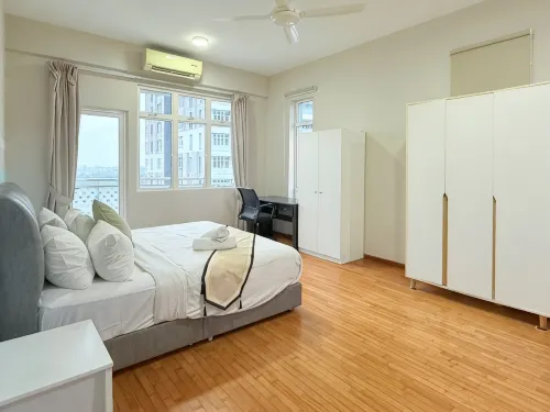 Grandview 360 Large space living area 5min to CIQ