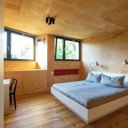 Große Wohnung mit Loggia Direkt im Naturschutzgebiet