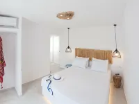 Casa Centro Mykonos Hotels near Efimerides